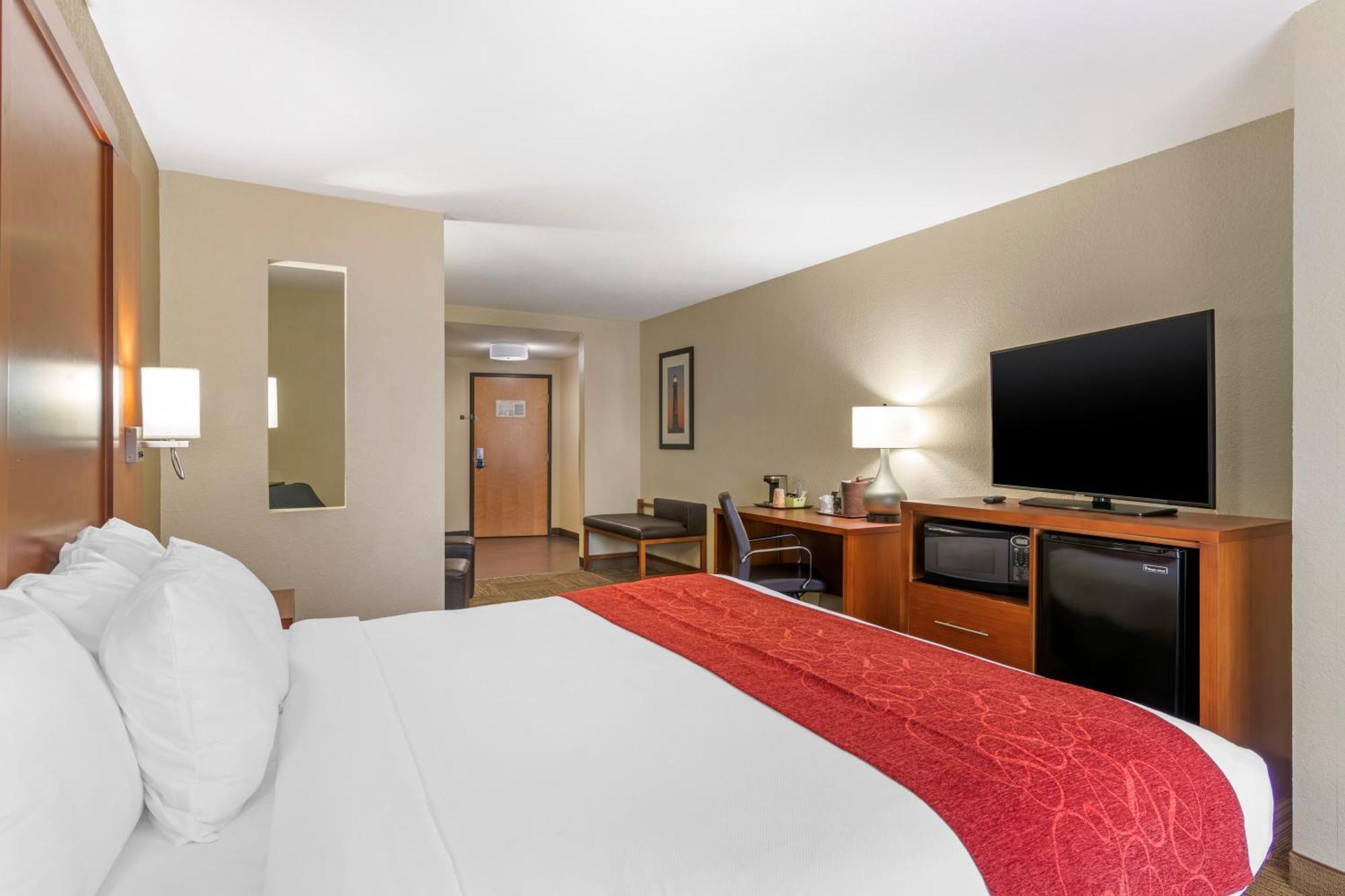 Comfort Suites Брансуик Экстерьер фото