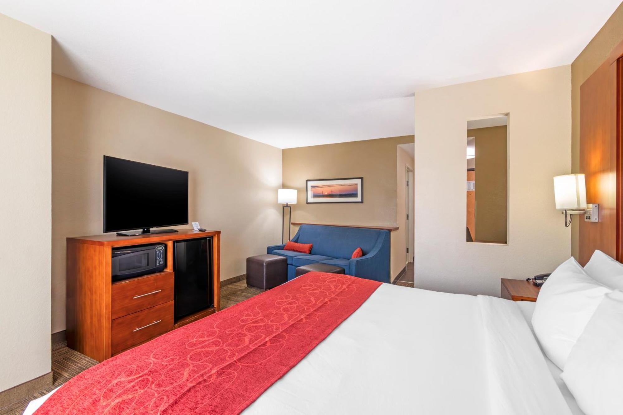 Comfort Suites Брансуик Экстерьер фото