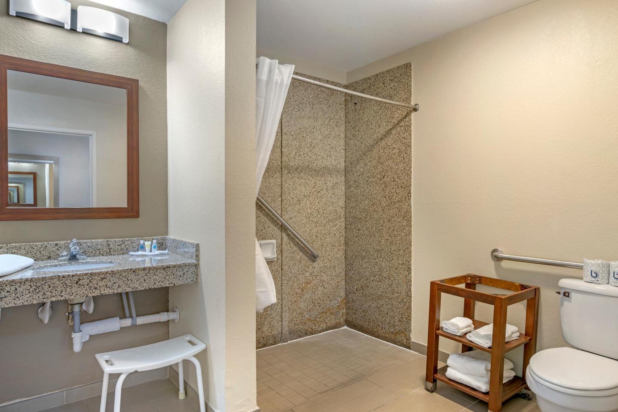 Comfort Suites Брансуик Экстерьер фото